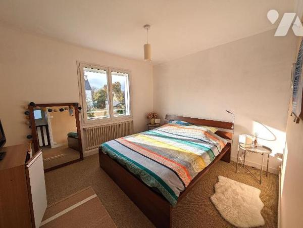 A Pont-Aven (Finistère Sud), maison avec véranda sur 422m2 m² de terrain clos à proximité imméd...