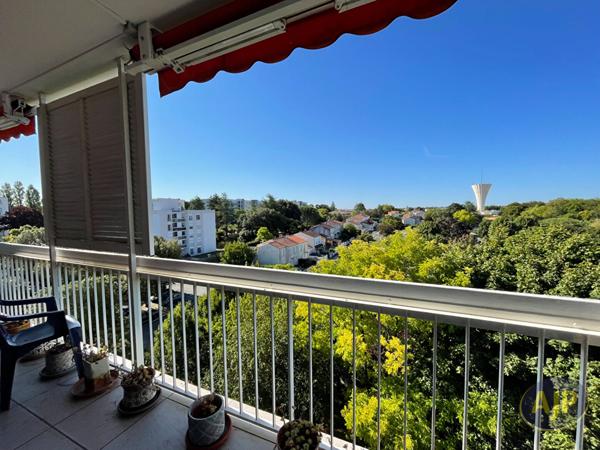 Vente appartement Saintes : 143 000 € - AJP Immobilier Saintes