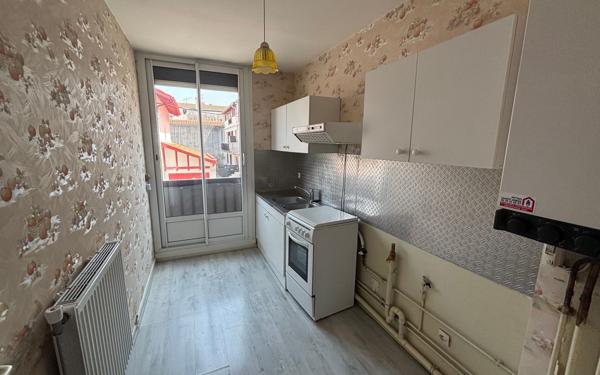 Appartement à vendre    2 pièces • 45,17 m2 Saint-Jean-de-Luz