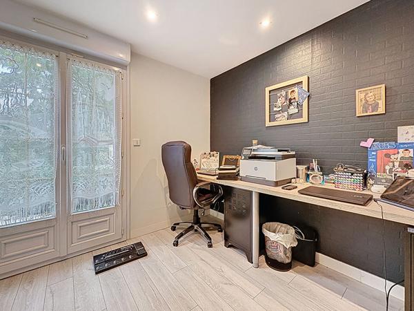 A VENDRE à CORNÉ limite MAZÉ (49630) Maison 4 chambres, un bureau et 1986 m² de terrain et grande dépendance !