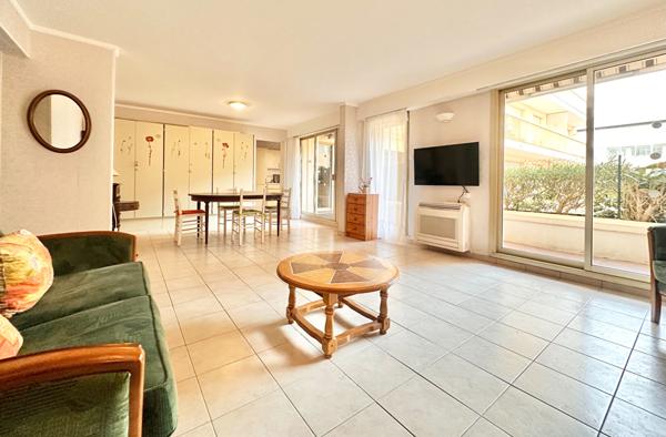 Rare sur le marché en bord de mer à Saint Raphaël Appartement 3 pièces