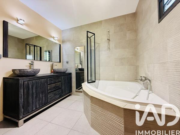 Maison à vendre 5 pièces 114 m² Entre-Deux