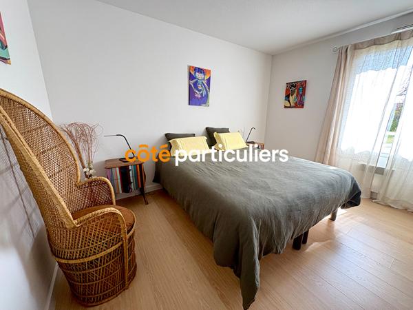 Vente
                Maison86 m² - 3 Pièces -
                    Soulac sur mer (33780)