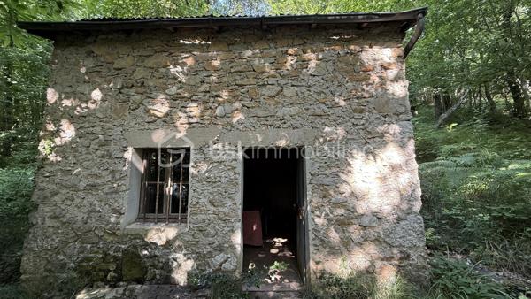 Terrain de 18 325 m²