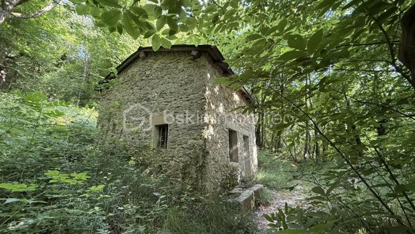 Terrain de 18 325 m²