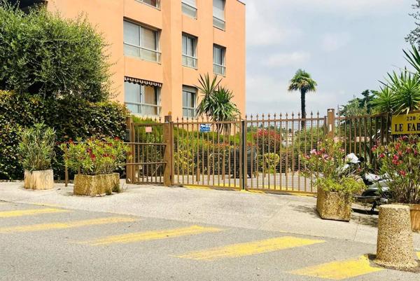 Appartement 2 pièces en dernier étage