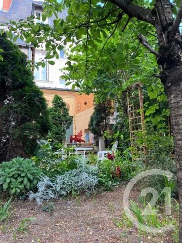 Maison à vendre  6 pièces - 167 m2 CHATELLERAULT - 86