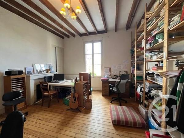 Maison à vendre  6 pièces - 167 m2 CHATELLERAULT - 86