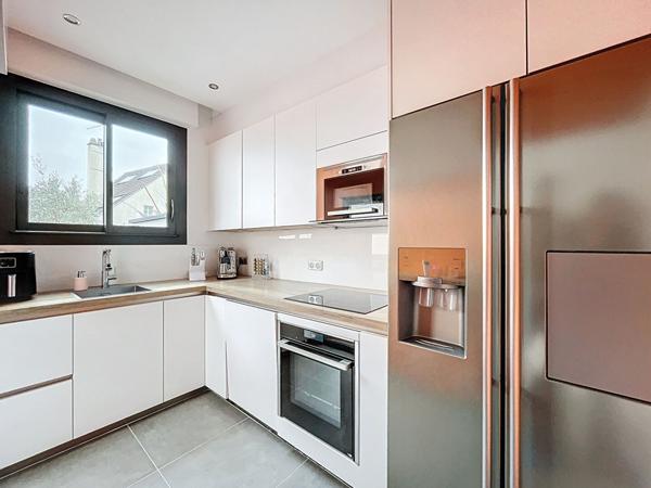 Maison Suresnes 5 pièce(s) 128 m2