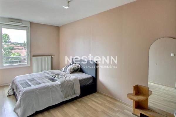 NESTENN#VENISSIEUX#CENTRE VILLE#APPARTEMENT#T4#78m²M²#BALCON#PROCHE METRO LIGNE D#TRANSPORT#RESIDENCE RECENTE#COMMODITÉS