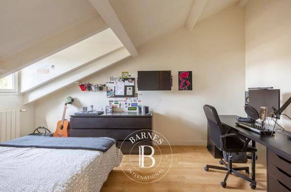 Saint-Germain-en-Laye, Maison 4 Chambres -  107 m² à vendre