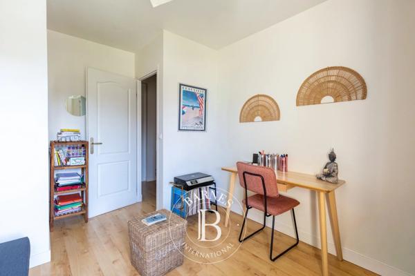 Saint-Germain-en-Laye, Maison 4 Chambres -  107 m² à vendre
