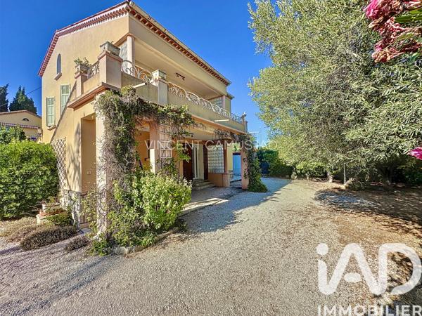 Maison à vendre 5 pièces 133 m² Sanary-sur-Mer