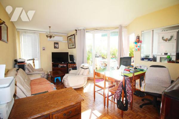 Appartement T3 agréable de 70m2 (Carrez) avec sa belle terrasse de 7m2, quartier Gèze (15e, Calade)