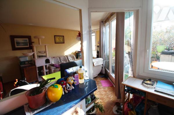 Appartement T3 agréable de 70m2 (Carrez) avec sa belle terrasse de 7m2, quartier Gèze (15e, Calade)