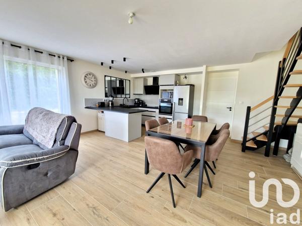 Maison traditionnelle 6 pièces de 116 m² à Thouaré-sur-Loire (44470)