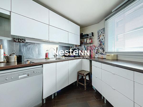 Appartement Saint Ouen Sur Seine 5 pièce(s) 108 m2 - Mairie de Saint Ouen - Metro 14 et 13 - Commerces et Transports