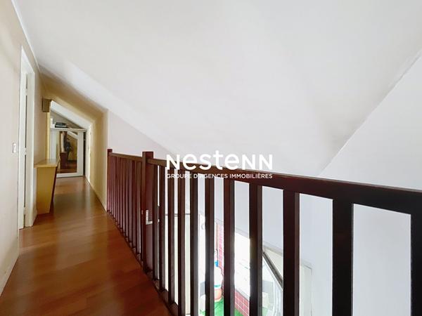 Appartement Saint Ouen Sur Seine 5 pièce(s) 108 m2 - Mairie de Saint Ouen - Metro 14 et 13 - Commerces et Transports