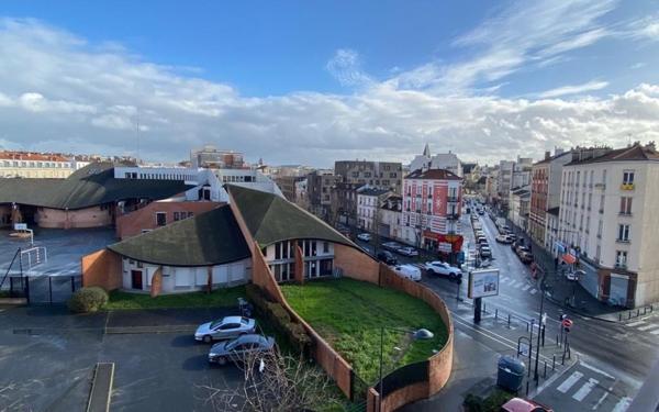 Appartement à louer    3 pièces • 68,96 m2 Saint-Denis