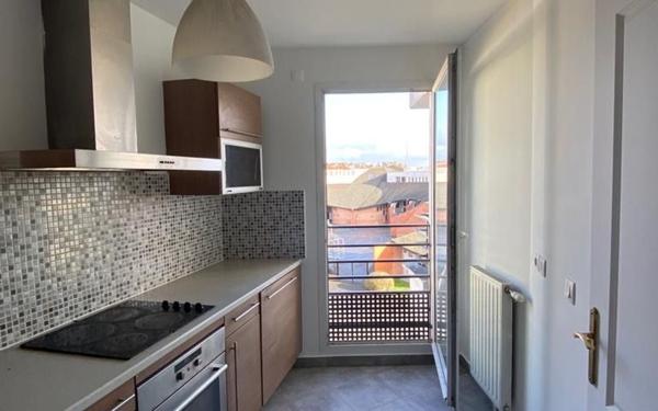 Appartement à louer    3 pièces • 68,96 m2 Saint-Denis