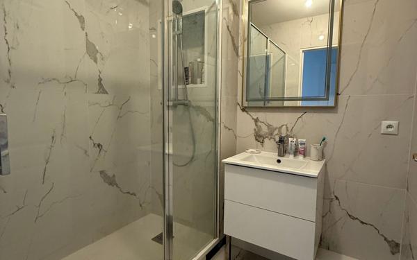 Appartement à louer    3 pièces • 68,96 m2 Saint-Denis