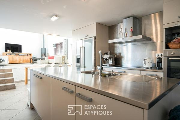 Maison villageoise à la personnalité affirmée
