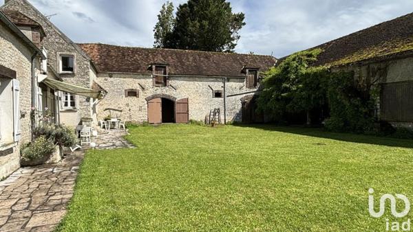 Maison à vendre 10 pièces 240 m² Château-Landon