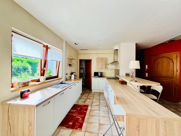 Maison - 6 pièces - 147 m²