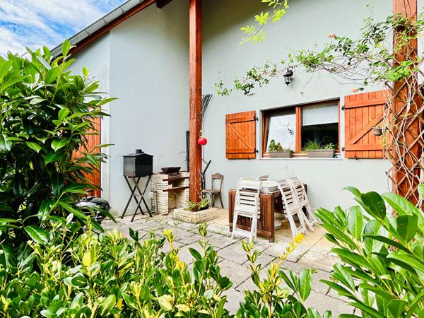 Maison - 6 pièces - 147 m²