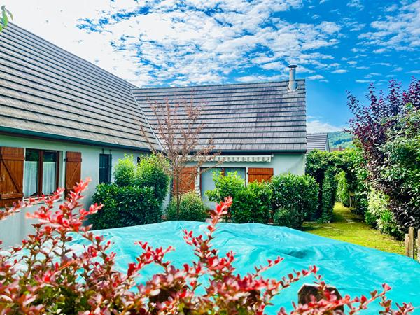 Maison - 6 pièces - 147 m²