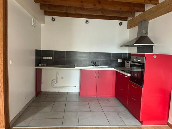 Maison 3 pièces à louer Lésigny - 86270 / Réf: 673