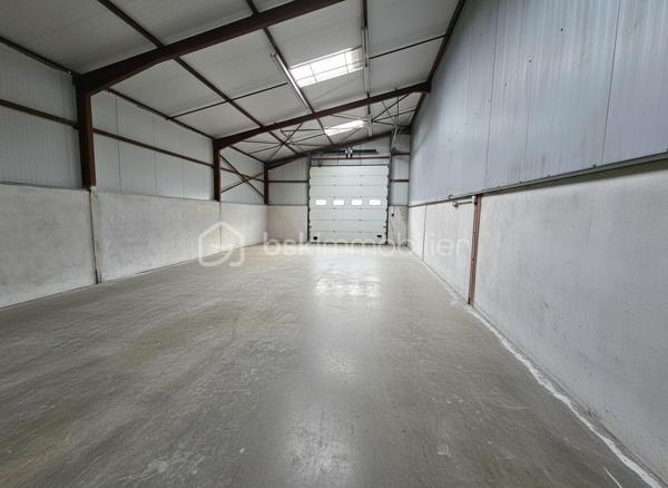 Local d'activités de 770 m²