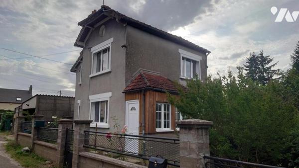 MAISON BON ETAT AVEC JARDIN ET GARAGE