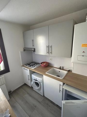 Location                                                      Appartement
                        
                     1 pièces                      30 m2                     à Montpellier