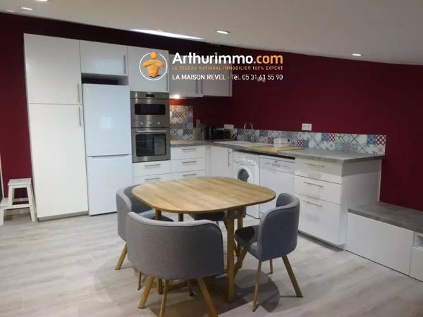 Location                                                      Appartement
                        
                     3 pièces                      43 m2                     à Revel