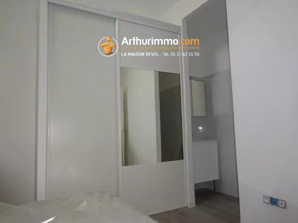 Location                                                      Appartement
                        
                     3 pièces                      43 m2                     à Revel