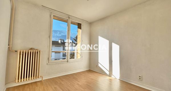 À vendre Appartement 2 pièces 42.22 m² - Cluses 74300