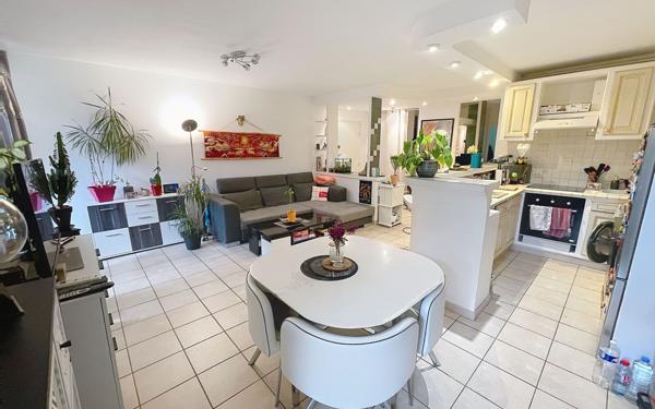 Appartement à vendre    3 pièces • 70 m2 Le Cannet