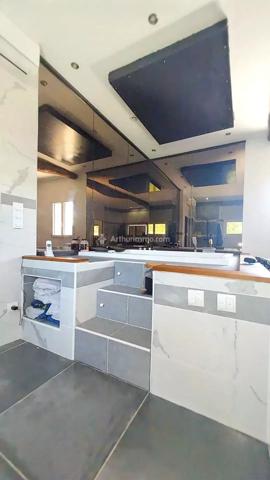 Vente                                                      Maison
                        
                     5 pièces                      130 m2                     à Castres