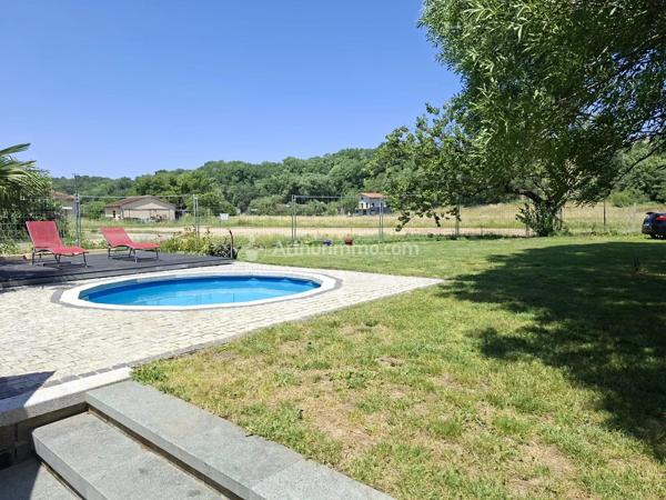 Vente                                                      Maison
                        
                     5 pièces                      130 m2                     à Castres
