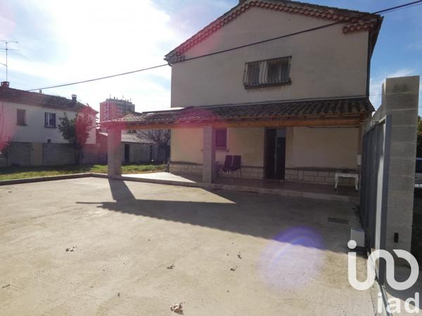 Maison 5 pièces de 96 m² à Avignon (84000)