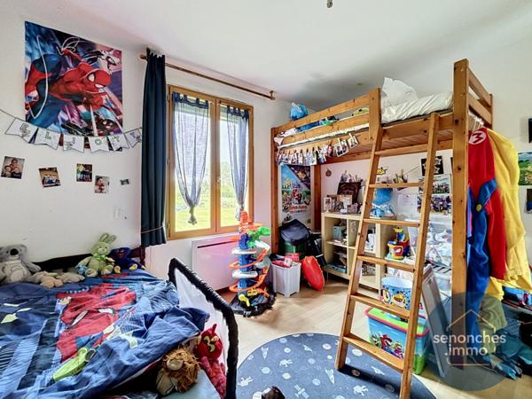 PAVILLON DE PLAIN-PIED 4 CHAMBRES – 100 M² HABITABLES – TERRAIN DE 2 244 M² – ENVIRONNEMENT CALME ET VERDOYANT