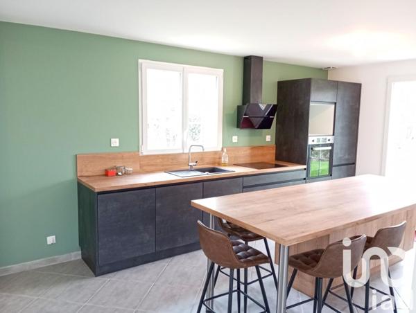 Maison 5 pièces de 96 m² à Coudun (60150)