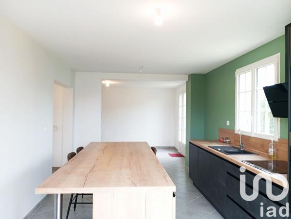 Maison 5 pièces de 96 m² à Coudun (60150)