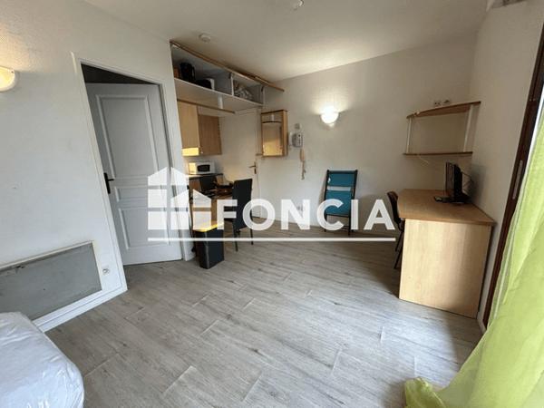 Location Studio meublé 21.8 m² - 57 AVENUE JEAN MONNET La Rochelle 17000