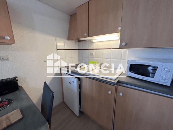 Location Studio meublé 21.8 m² - 57 AVENUE JEAN MONNET La Rochelle 17000