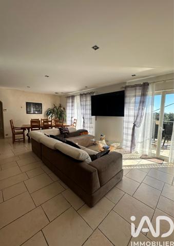 Maison à vendre 5 pièces 190 m² Le Cannet-des-Maures