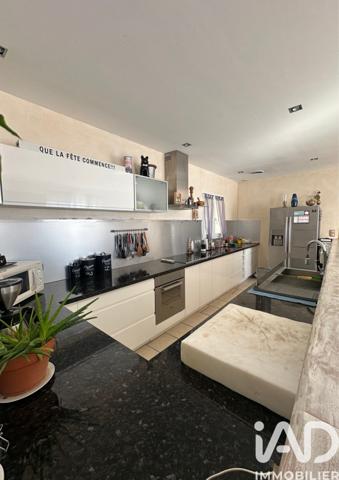 Maison à vendre 5 pièces 190 m² Le Cannet-des-Maures