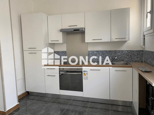 Location Appartement 2 pièces 48.02 m² - 26 RUE DE L'ILE NEUVE Saumur 49400