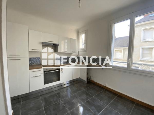 Location Appartement 2 pièces 48.02 m² - 26 RUE DE L'ILE NEUVE Saumur 49400